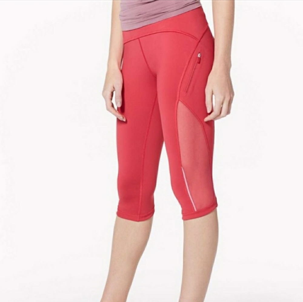 Lululemon Athletica Sun Runner Mesh Crop Size 6